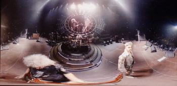 Till höger astrofysiker dr Brian May avbildad av 360°-riggen.