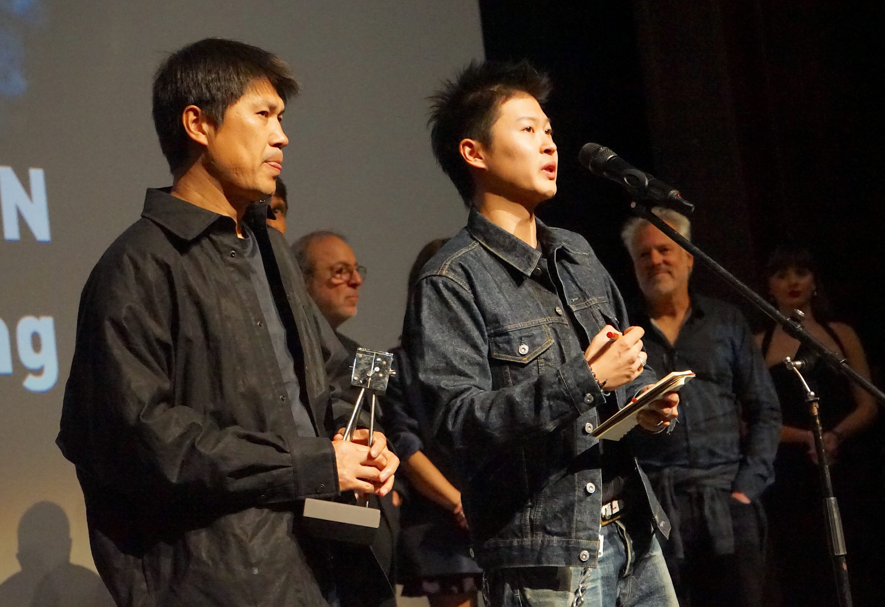 Zhongjiang Liang (left) wins the Silver Camera 300. Credit: Lars Pettersson, FSF.